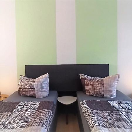 Apartment Fuer Bis Zu 7 Personen Mit Balkon Halberstadt Ngoại thất bức ảnh