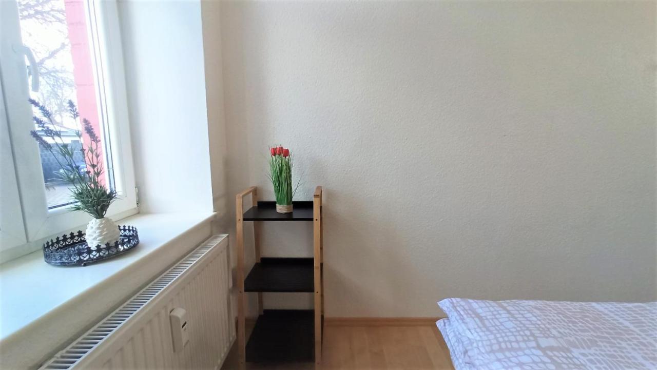 Apartment Fuer Bis Zu 7 Personen Mit Balkon Halberstadt Ngoại thất bức ảnh