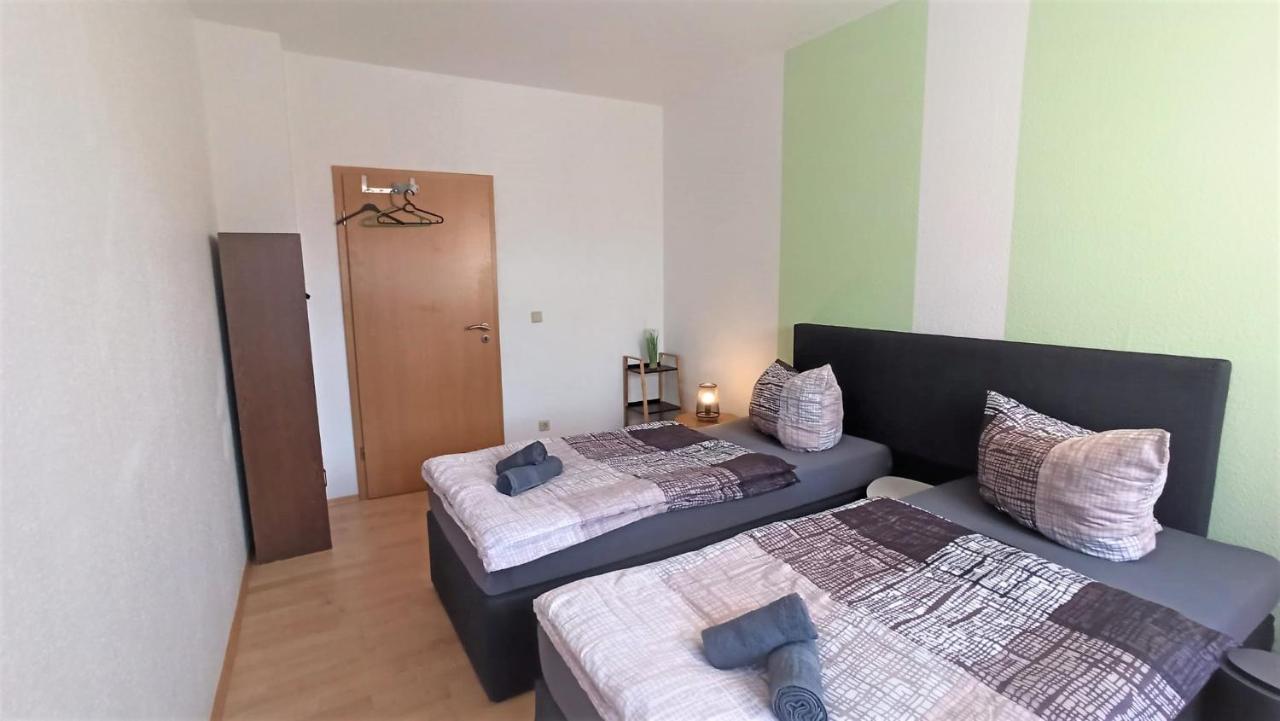 Apartment Fuer Bis Zu 7 Personen Mit Balkon Halberstadt Ngoại thất bức ảnh