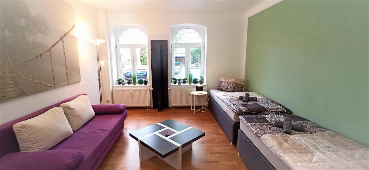 Apartment Fuer Bis Zu 7 Personen Mit Balkon Halberstadt Ngoại thất bức ảnh